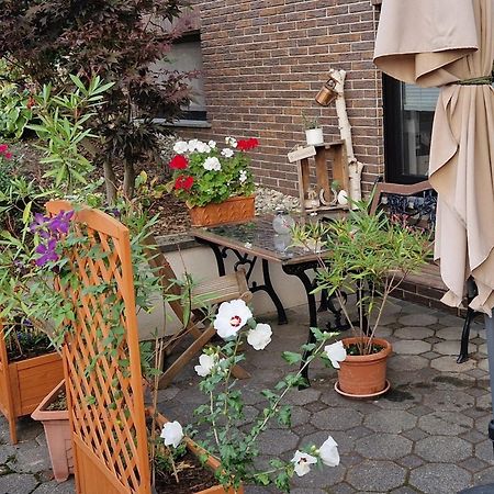Ferienwohnung Im Moseltal Veldenz Exterior foto